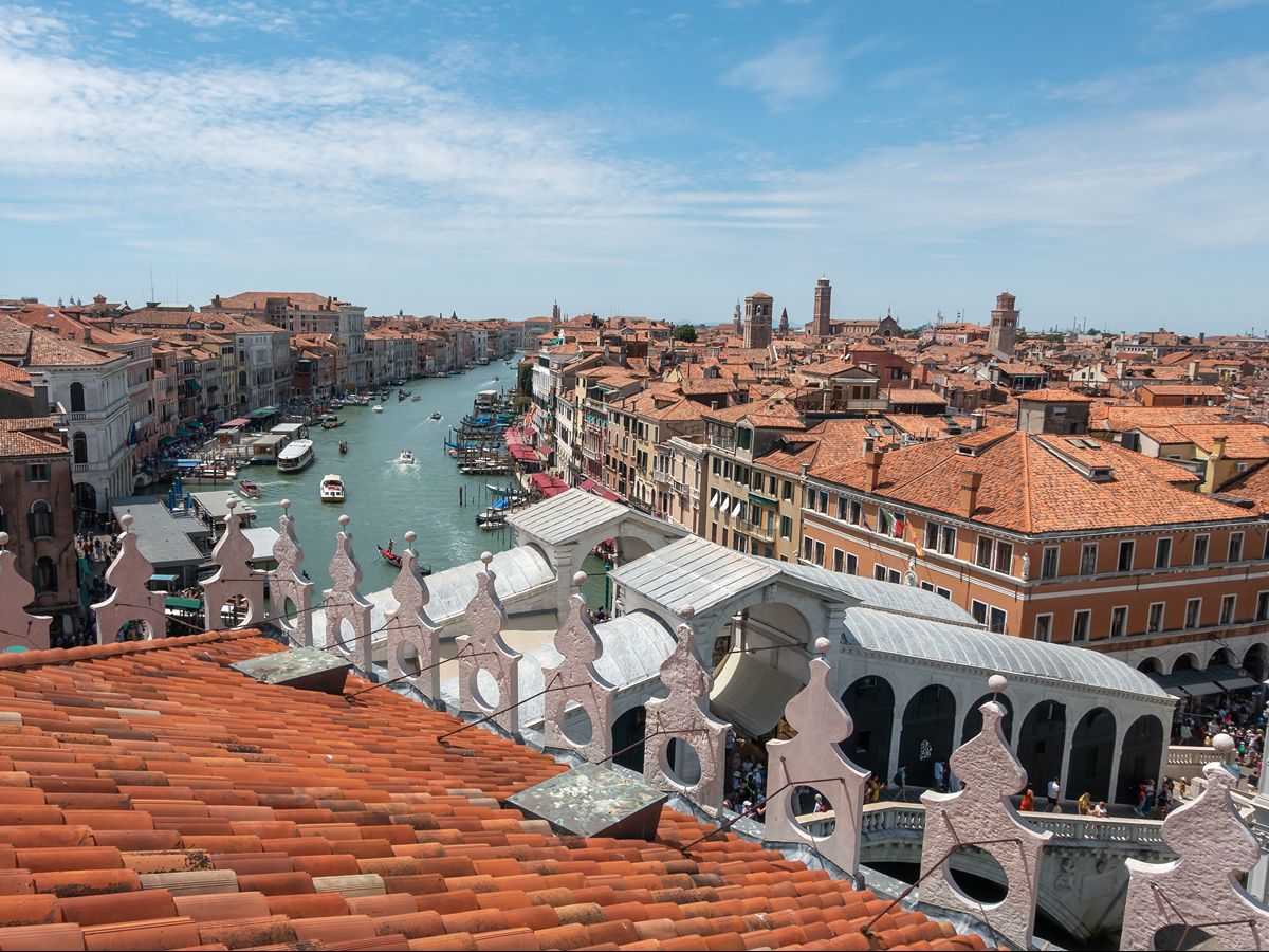 Rialto Bridge View form above