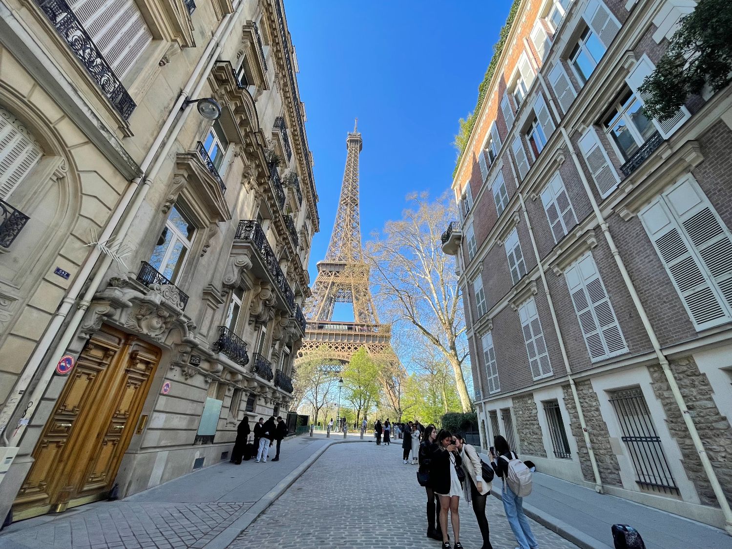 eiffel-tower.jpg