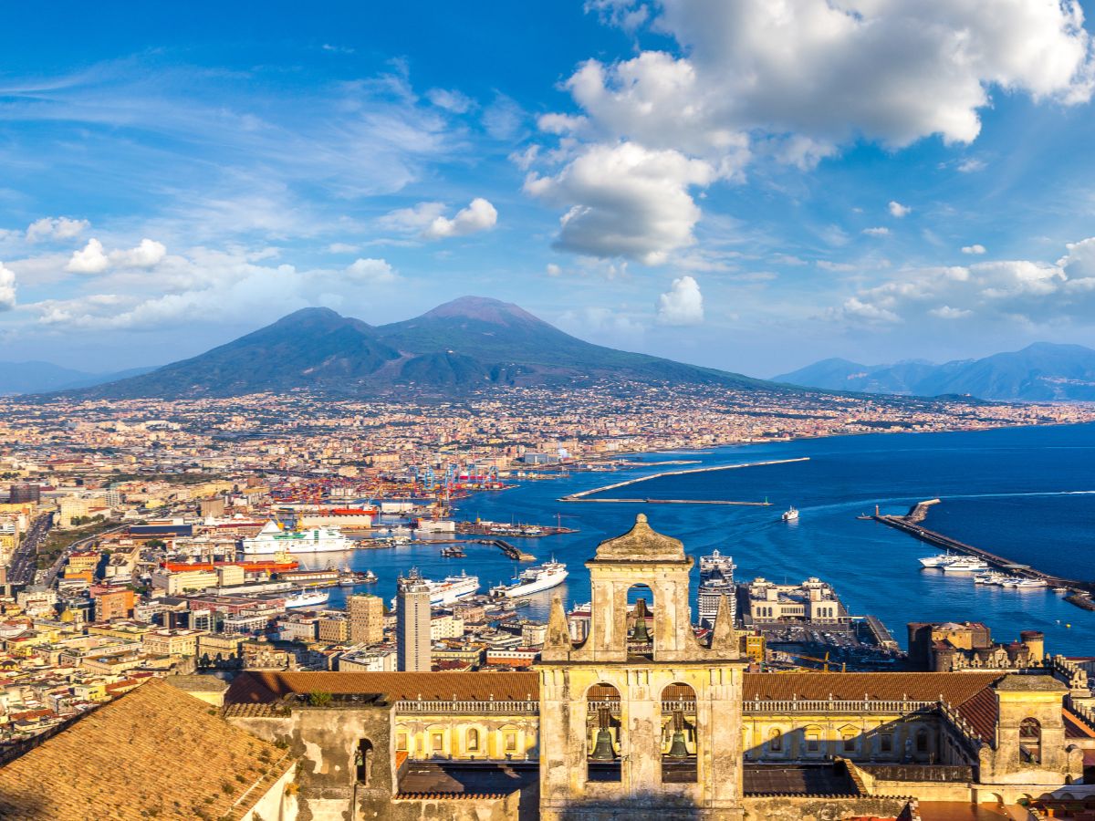panoramic-view-of-vesuvius